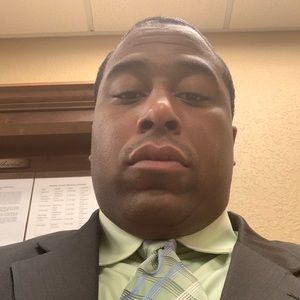 Meet your Posher, Akeem